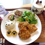 Neko◯cafe - から揚げ定食