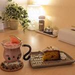 Neko◯cafe - カウンター席