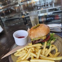 ウルフギャング・パック カフェ 愛知芸術文化センター店 - 