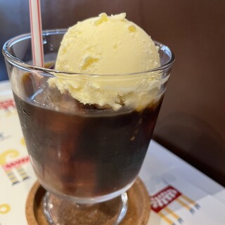 ノラズ コーヒー テーブル_0