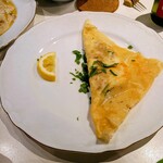 ラ メゾン ド クスクス - ブリックというチュニジアの揚げ春巻きらしい