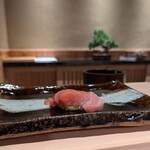 梅田 すし継 - 北海道・鮪 大トロ