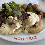 Hau Tree Lanai Restaurant - 