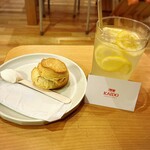 KAIDO books & coffee - 