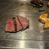 鉄板和食とワイン 萬鉄 - 