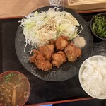 ごはん屋 わらびがみ - からあげ定食　¥800