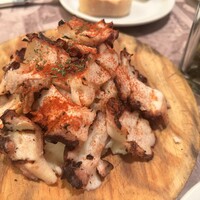 Bar Espanol LA BODEGA 大阪店 - この中のジャガイモが結構ボリューミー