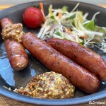 いわて花巻大食堂 - たっぷりの粒マスタードとともに