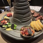 馬刺しと焼き鳥 グルマン三年坂 - 