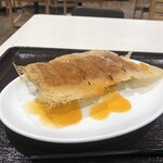 東方餃子坊 - 焼き餃子・５個
