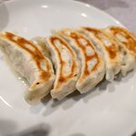 清香園 - 焼き餃子550円