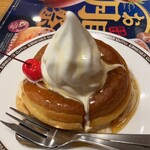 コメダ珈琲店 - シロップ全部かけちゃいました