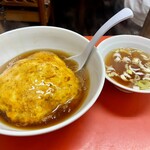 自由軒 - 天津丼