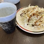 赤兵衛 - 芋ロックとキャベツサラダ