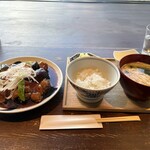 Restaurant Suju Masayuki - ランチは、ご飯、味噌汁、お漬物、おひたし付いてます