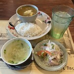 タイ料理 Sweet Basil - 