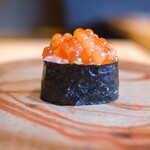 鮨 三心 - イクラ