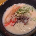 うまかラーメン - 豚骨ラーメン