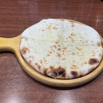 カラス - チ—ズナン