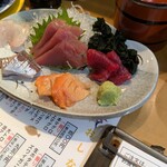 廻鮮寿司 塩釜港 - 刺身5点盛り
