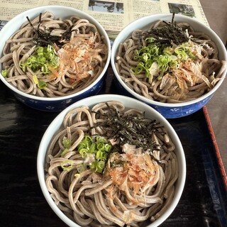 亀嵩駅の手打そば 扇屋_1