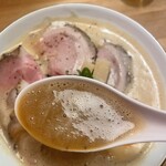 RAMEN TOIRO - 