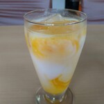 インド・アジアンレストラン バガィチャ - マンゴーラッシー