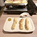 和牛もつ鍋 九州料理 椿 - 