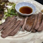 魚心 - 牛タンの塩焼き…お肉も美味しい