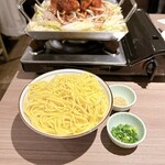 和牛もつ鍋 九州料理 椿 - 