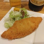 国民酒場 じぃえんとるまん - 白身フライ250円（税込）