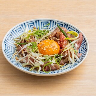 山形牛A5ランクサーロインレア焼きユッケ