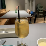 ランダバウト テーブル - ミントティー