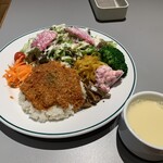 ランダバウト テーブル - コーンスープも付きます