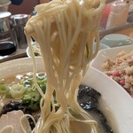 うちだラーメン - カタ麺でオーダー