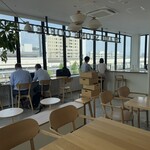 ISLAND STONE COFFEE ROASTERS - 店内（2階）の様子