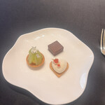 ガストロノミー ジョエル・ロブション - 