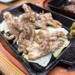 ホルモン なお屋 - 