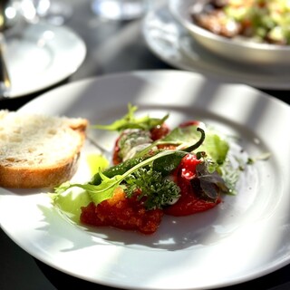 「ミシュカ」キッチン&バー_1