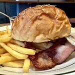 The Caaap Burger - 