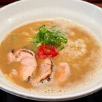 麺や いま村 - トマトの赤が印象的