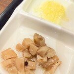 麺や いま村 - 薬味にもこだわりを感じます