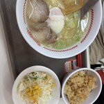 スガキヤ MEGAドン・キホーテUNY富士吉原店 - 