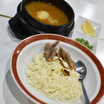 Rangoon88 - モヒンガー（７００円）＋マンダレー豆揚げ（＋１００円）２０２５年１０月