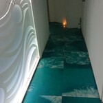 Bistro Plaisir - 廊下の先がお手洗いです