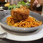 とんかつ Grasso - メンチかつ横から〜