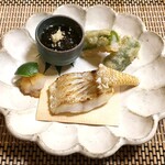 岩亀 - 【焼き物①】まとうだいの塩焼き。