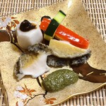 岩亀 - 【強肴】茹で鮑と肝ソース。