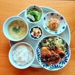 토우보우유우 카페 Cafe stand tOt