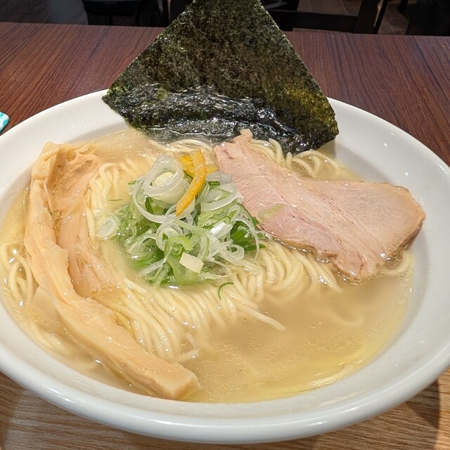 拉麺 利光 - 南小樽（ラーメン）の写真